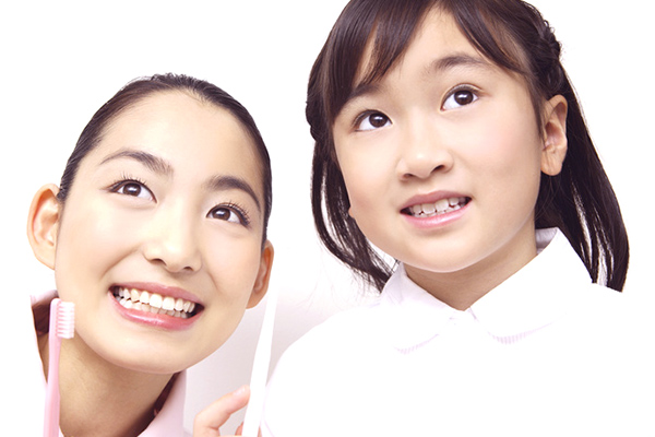 There is no age limit for orthodontic treatment, and the timing of treatment is important for children.